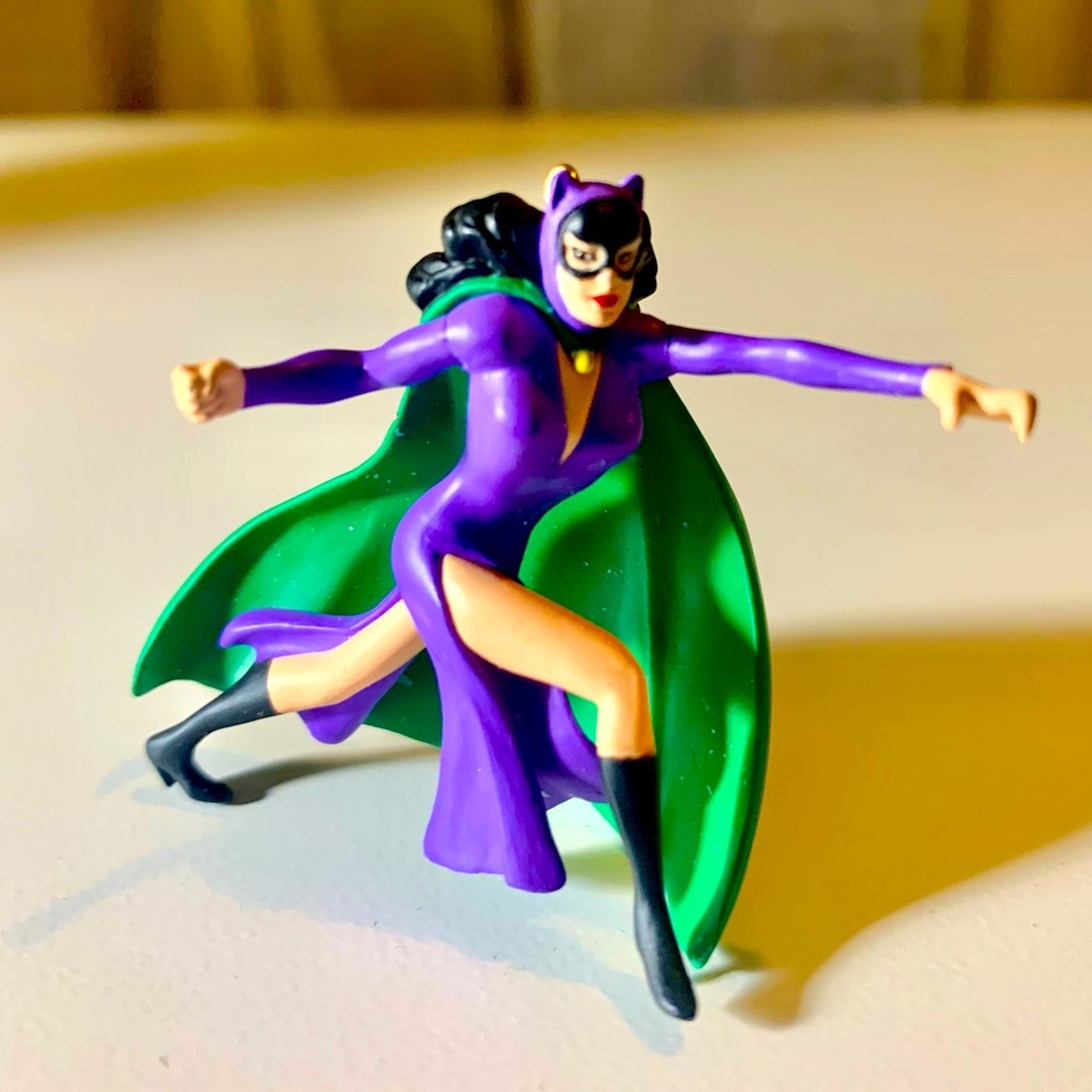 Hallmark Catwoman Christmas Mini Ornament Dated 2000, approx 2”T x 2.25” W